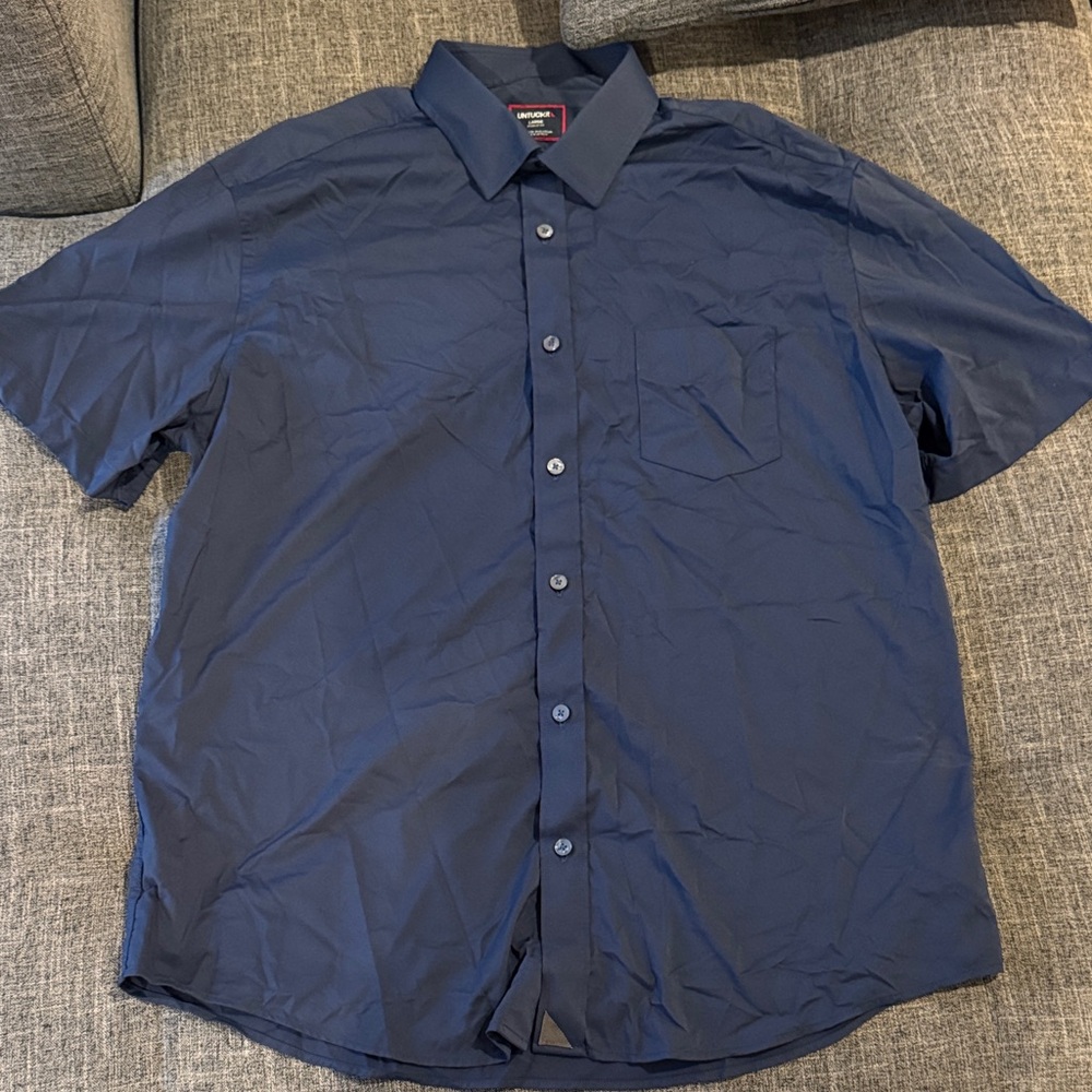 UNTUCKit Men's Navy Short Sleeve Button-Down Shirt